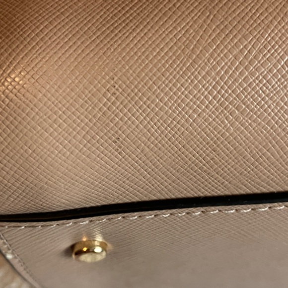 Kate Spade Black and Tan Tote Bag Set ( authentic bag and wallet ) - Picture 16 of 16